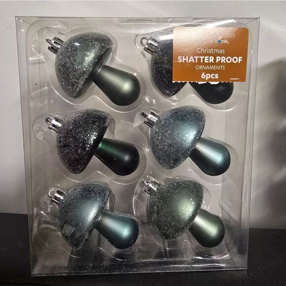 New Mushroom Shatterproof Christmas Ornament Bundle - Picture 2 of 6